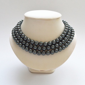 3 soros szürke kaláris - 10 mm-es plastic gyöngyből - Meska.hu