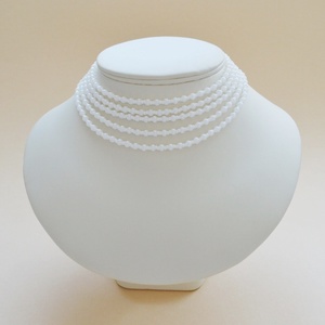 Kislánynak való méretű 5 soros fehér kaláris - nagyszemű és apró cseh kásagyöngyből, Ékszer, Nyaklánc, Párhuzamos nyaklánc, Ékszerkészítés, Gyöngyfűzés, gyöngyhímzés, MESKA