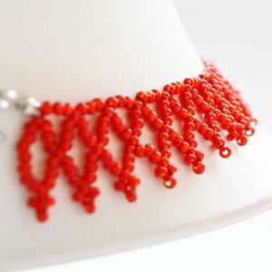 Kislánynak való méretű paprikapiros kistászli - fényesközepű gyöngyből - ékszer - nyaklánc - gyöngyös nyaklánc - Meska.hu