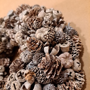 Jegesfehér kopogtató - otthon & életmód - dekoráció - ajtó- és ablak dekoráció - ajtódísz & kopogtató - Meska.hu