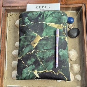 Cipzáras könyvtok gyöngyvászonból - Meska.hu