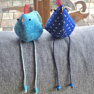 Lakásdekor - húsvéti tyúkok textilből - zöld és kék árnyalatok - ünnepi díszek, dekorációk - húsvéti díszek és dekorációk - húsvéti asztaldíszek - Meska.hu