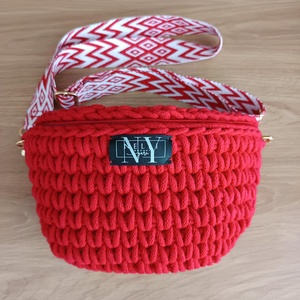 Horgolt Piros búzaszemes crossbody - táska & tok - kézitáska & válltáska - vállon átvethető táska - Meska.hu