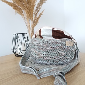 Kalács limitált fonalas horgolt övtáska/crossbody - táska & tok - kézitáska & válltáska - vállon átvethető táska - Meska.hu