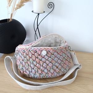 Alpesi mintás limitált fonalas övtáska/crossbody, Táska & Tok, Kézitáska & válltáska, Vállon átvethető táska, Horgolás, MESKA