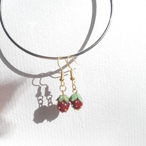 Muránói üveg epres fülbevaló - ékszer - fülbevaló - lógós kerek fülbevaló - Meska.hu