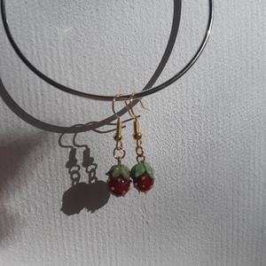 Muránói üveg epres fülbevaló - ékszer - fülbevaló - lógós kerek fülbevaló - Meska.hu