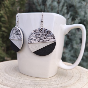 Elegáns félhold bőr füli , Ékszer, Fülbevaló, Lógós kerek fülbevaló, Bőrművesség, MESKA