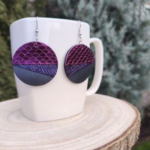 Sellő félhold bőr füli  - ékszer - fülbevaló - lógós kerek fülbevaló - Meska.hu