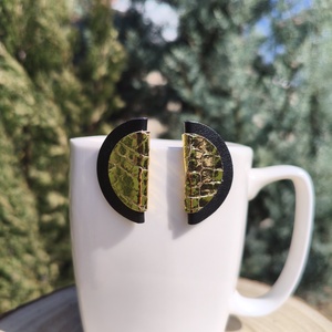 Fekete -aranykrokkó bőr füli  - ékszer - fülbevaló - lógó fülbevaló - Meska.hu