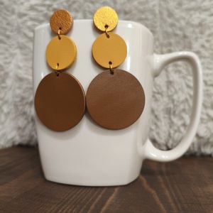 Narancs körök bőr füli  - ékszer - fülbevaló - lógó fülbevaló - Meska.hu