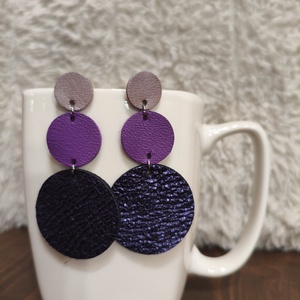 Lila körök bőr füli  - ékszer - fülbevaló - lógó fülbevaló - Meska.hu