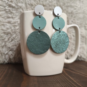 Türkiz -fehér körök bőr füli  - ékszer - fülbevaló - lógó fülbevaló - Meska.hu