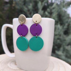 Pezsgő -lila-zöld körök bőr füli  - ékszer - fülbevaló - lógó fülbevaló - Meska.hu