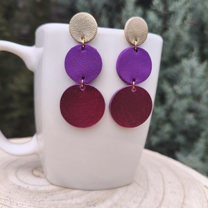 Pezsgő -lila-zöld körök bőr füli  - ékszer - fülbevaló - lógó fülbevaló - Meska.hu