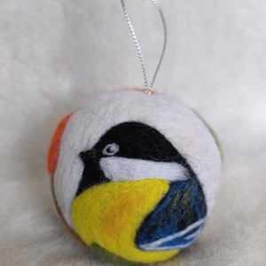 Tűnemezelt karácsonyfadísz - széncinege - karácsony - karácsonyi lakásdekoráció - karácsonyfadíszek - Meska.hu