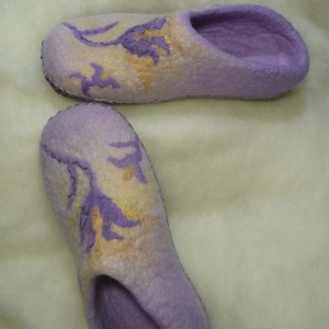 Nemezpapucs női lila tulipános 37-es méret - ruha & divat - cipő & papucs - mamusz & házicipő - Meska.hu