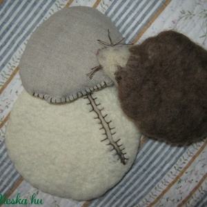 nemez sün - cica párna -  - Meska.hu