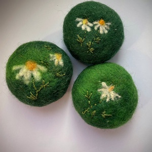 Margaréta - nemezelt szappan - szépségápolás - szappan & fürdés - fürdősó, fürdőgolyó, habfürdő - Meska.hu