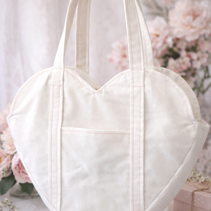 Heart Tote Bag / egyedi, Táska & Tok, Bevásárlás & Shopper táska, Shopper, textiltáska, szatyor, Varrás, MESKA