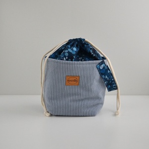 Közepes méretű behúzós projekt táska kézimunkához (világoskék kordbársony), Táska & Tok, Kézitáska & válltáska, Kézitáska, Varrás, MESKA