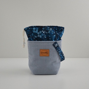 Kis méretű behúzós projekt táska kézimunkához (világoskék kordbársony) - táska & tok - kézitáska & válltáska - kézitáska - Meska.hu Kis méretű behúzós projekt táska kézimunkához (világoskék kordbársony) - táska & tok - kézitáska & válltáska - kézitáska - Meska.hu