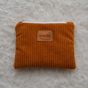 Kis cipzáros nesszeszer (mustár kordbársony), Táska & Tok, Kézitáska & válltáska, Belső rendező, Varrás, MESKA