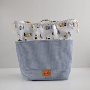 Nagy méretű behúzós projekt táska kézimunkához (világoskék téli házas kordbársony) - táska & tok - kézitáska & válltáska - kézitáska - Meska.hu