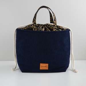 Nagy méretű behúzós projekt táska kézimunkához (sötétkék kordbársony), Táska & Tok, Kézitáska & válltáska, Kézitáska, Varrás, MESKA