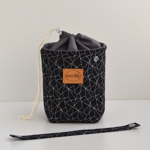 Kis méretű behúzós projekt táska kézimunkához (geometrikus) - táska & tok - kézitáska & válltáska - kézitáska - Meska.hu