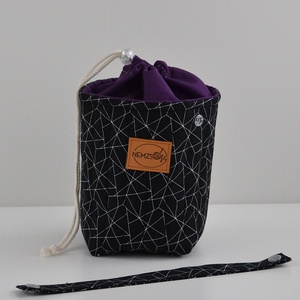 Kis méretű behúzós projekt táska kézimunkához (geometrikus lila behúzóval) - táska & tok - kézitáska & válltáska - kézitáska - Meska.hu