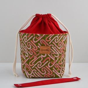 Közepes méretű behúzós projekt táska kézimunkához (cukorpálcás) - táska & tok - kézitáska & válltáska - kézitáska - Meska.hu