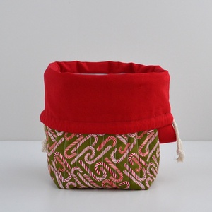 Közepes méretű behúzós projekt táska kézimunkához (cukorpálcás) - táska & tok - kézitáska & válltáska - kézitáska - Meska.hu