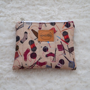 Kis cipzáros nesszeszer (fonalas), Táska & Tok, Kézitáska & válltáska, Belső rendező, Varrás, MESKA