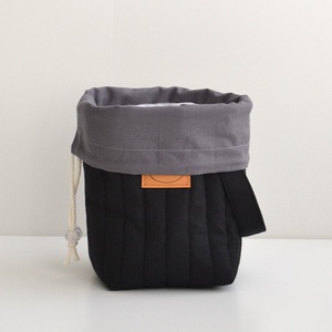 Kis méretű behúzós projekt táska kézimunkához (fekete) - táska & tok - kézitáska & válltáska - kézitáska - Meska.hu