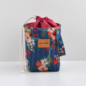 Kis méretű behúzós projekt táska kézimunkához (kék virágos), Táska & Tok, Kézitáska & válltáska, Kézitáska, Varrás, MESKA