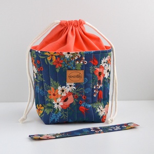 Közepes méretű behúzós projekt táska kézimunkához (kék virágos) - táska & tok - kézitáska & válltáska - kézitáska - Meska.hu