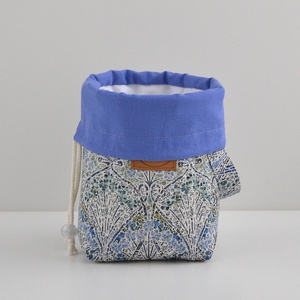 Kis méretű behúzós projekt táska kézimunkához (kék Liberty Ianthe Blossom B Tana Lawn) - táska & tok - kézitáska & válltáska - kézitáska - Meska.hu