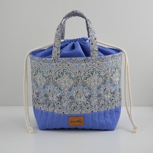 Nagy méretű behúzós projekt táska kézimunkához (Liberty Ianthe Blossom B Tana Lawn) - Meska.hu