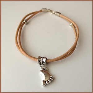 Babaváró egyedi natúr valódi bőr karkötő  - Meska.hu