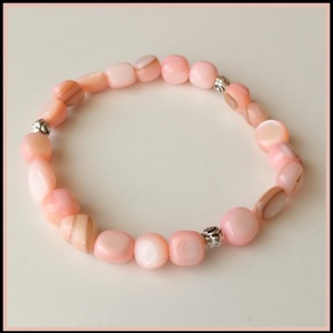 Rózsaszín gravel stone karkötő, 8mm-es, magas minőségű természetes féldrágakövekből - Meska.hu