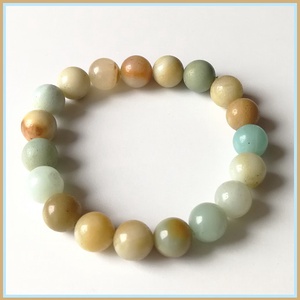 Amazonit ásványi karkötő, 1 cm-es, gömb alakú magas minőségű természetes féldrágakövekből - Meska.hu