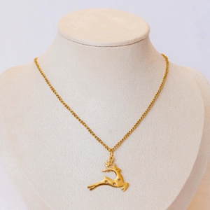 Rénszarvas medálos nyaklánc � rozsdamentes acél, arany bevonat (18K), Ékszer, Nyaklánc, Medál, , MESKA