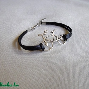 Biciklis karkötő (fekete) -  - Meska.hu