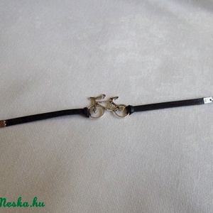 Biciklis karkötő (fekete) -  - Meska.hu