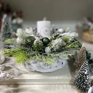 Adventi asztaldísz fonott kaspóban. - karácsony - adventi díszek - adventi asztaldísz - Meska.hu