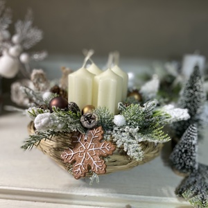 Adventi asztaldísz fonott alapban - karácsony - adventi díszek - adventi asztaldísz - Meska.hu