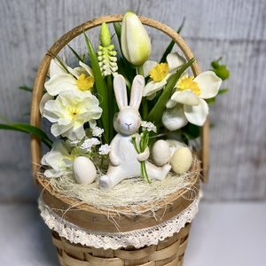 Húsvéti kosár asztaldísz Chic Antiqe nyuszival, Ünnepi díszek, dekorációk, Húsvéti díszek és dekorációk, Húsvéti virágos díszek, Mindenmás, MESKA