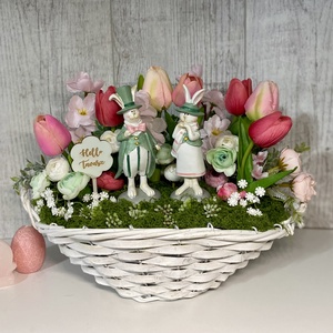 Húsvéti kosár asztaldísz nyuszi párral - ünnepi díszek, dekorációk - húsvéti díszek és dekorációk - húsvéti virágos díszek - Meska.hu