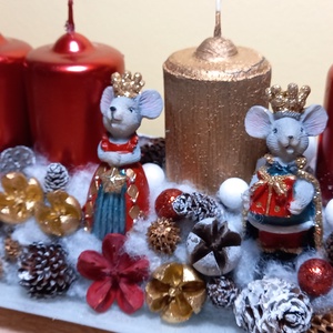 Adventi asztaldísz üvegtálon, egérkirállyal és királynővel - Meska.hu